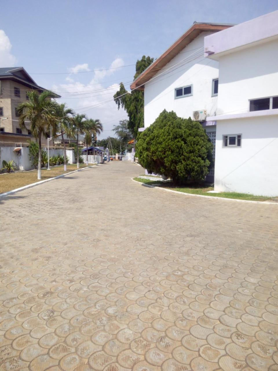 Eastoment Hotel Akkra Exterior foto